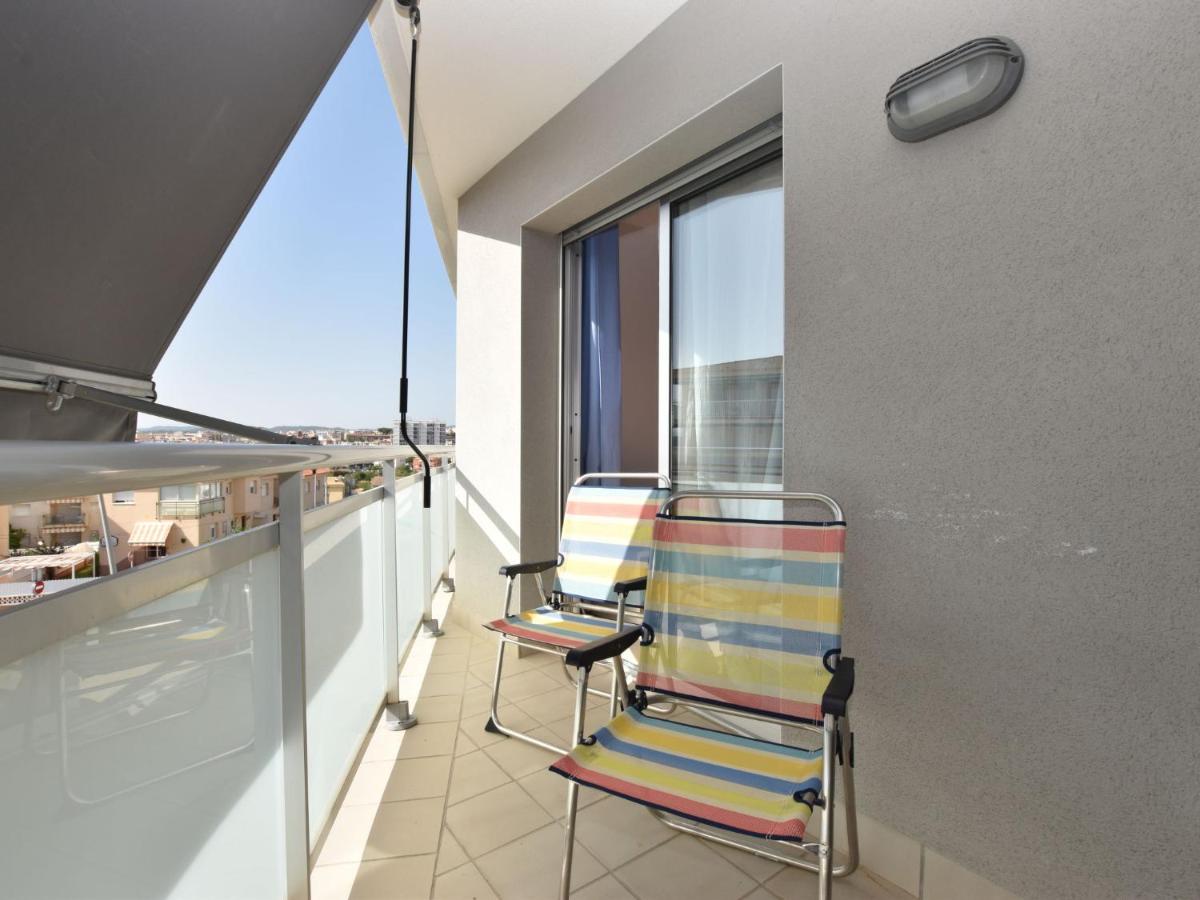 Apartment Oliveres By Interhome Torredembarra Bagian luar foto